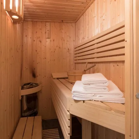 Racers Retreat Chalet *